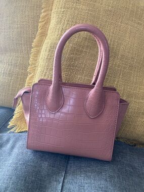 wild fable dusty rose tote bag with gold hardware